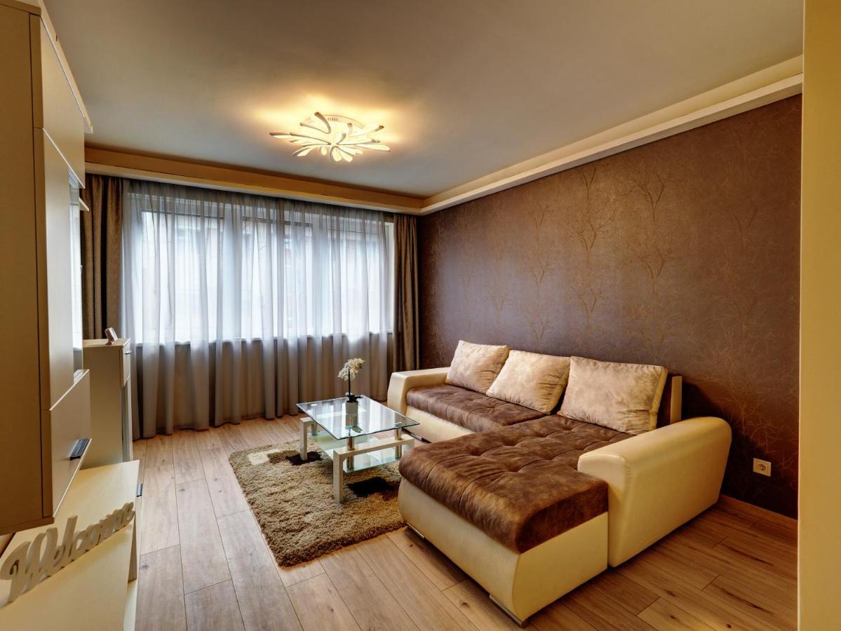 Apartamento Hajnal Apartman Szeged Exterior foto